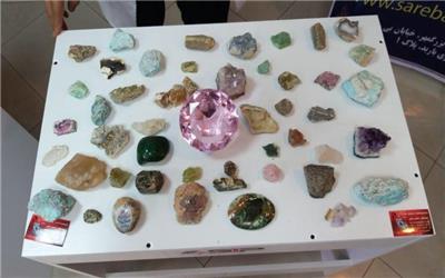 متخصص سنگهای قیمتی ؛ تجارت سنگ های قیمتی و نیمه قیمتی، یکی از پر سودترین تجارت های دنیاست