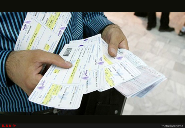 مسافران، گران‌فروشی بلیت هواپیما را به سازمان هواپیمایی گزارش دهند