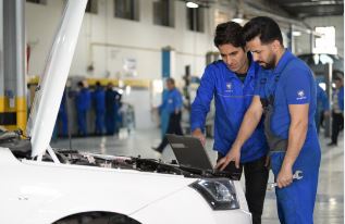 تندیس طلایی حقوق مصرف کنندگان برای دو نمایندگی ایران خودرو