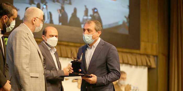 تندیس زرین جایزه ملی مدیریت مالی به بیمه«ما» رسید