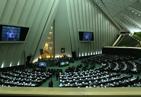 موافقت مجلس با اصلاحات لایحه بودجه ۱۴۰۰ کل کشور