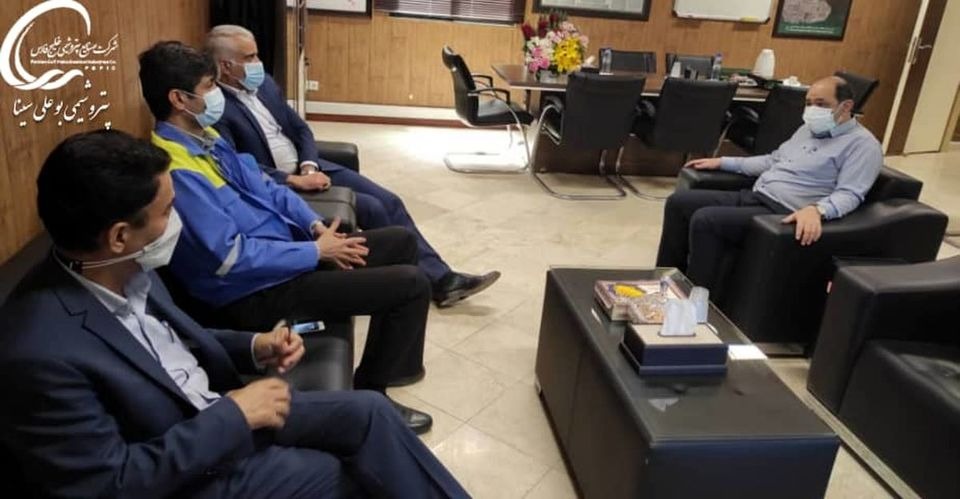 تشریح پروژههای در آستانه افتتاح پتروشیمیبوعلی سینا در دیدار نوروزی با مدیرعامل سازمان منطقه ویژه اقتصادی پتروشیمی