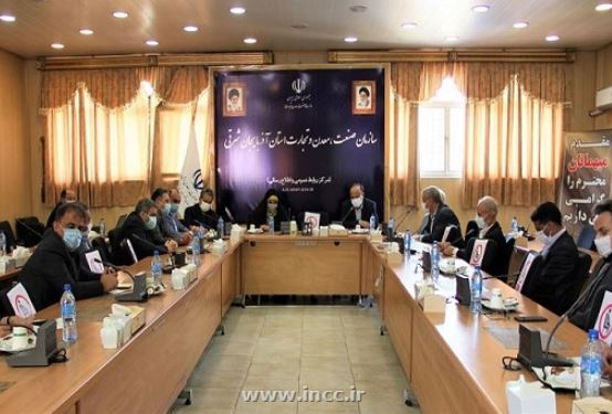 ضرورت تقویت زنجیره تأمین و ارزش و حمایت از توسعه صنایع جانبی فرش