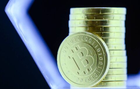 کاهش ۱۷ درصدی قیمت بیتکوین