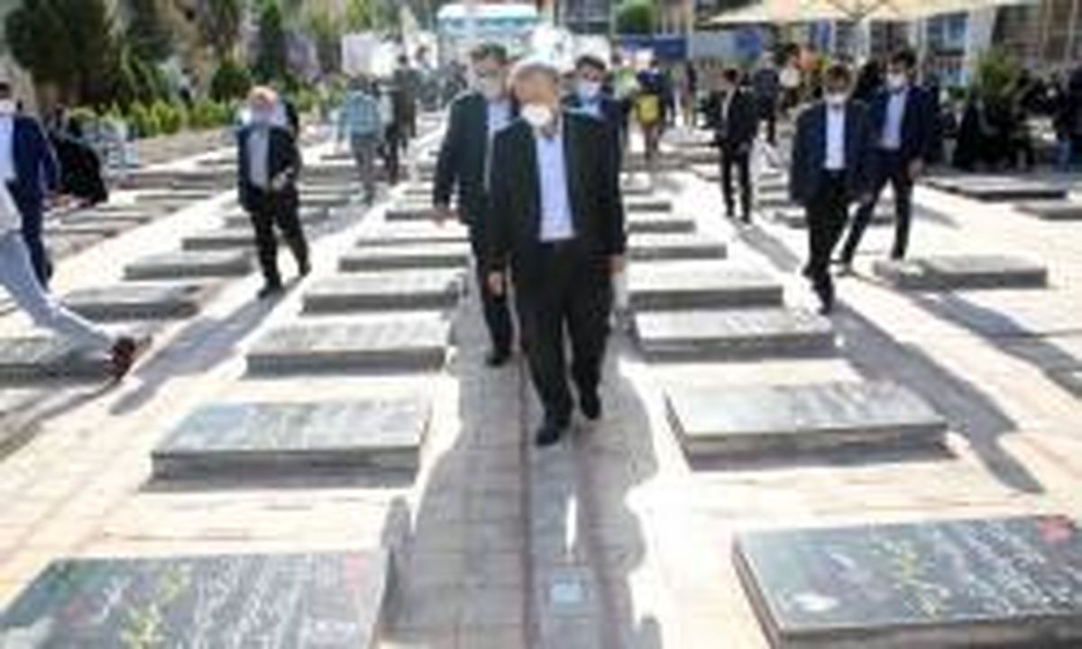 تجدید میثاق وزیر صمت با آرمانهای شهدای انقلاب و سردار دلها