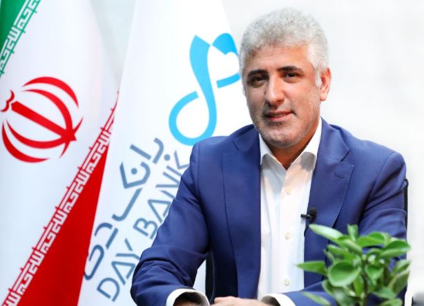 میزهای خدمات سهامداران در شعب منتخب بانک دی راهاندازی شده است