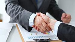 امضای تفاهم نامه بانک کارآفرین با بیمارستان بهمن