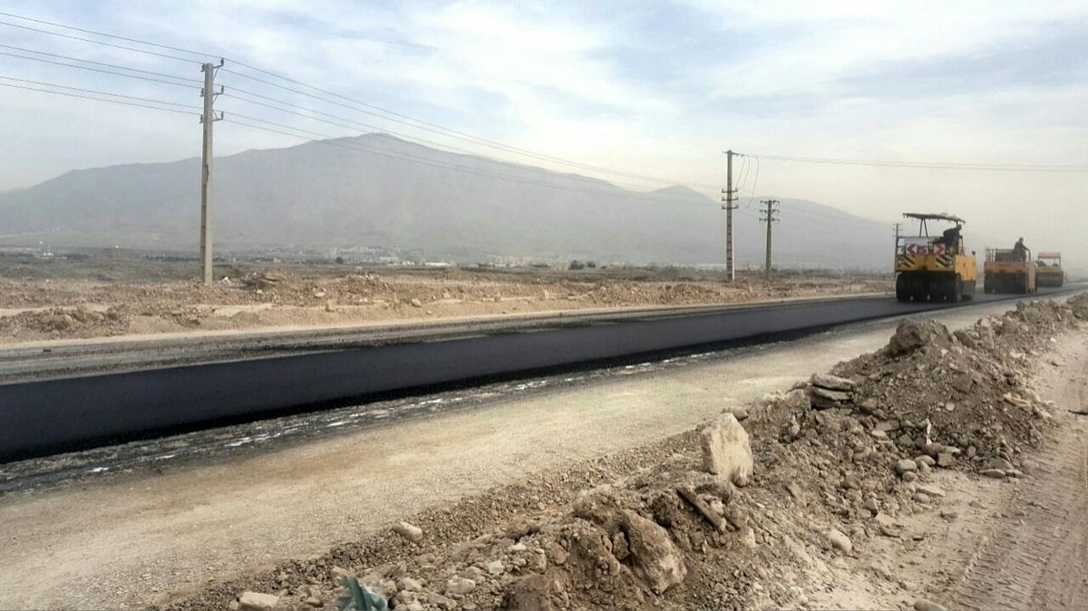 قرارداد قطعه دوم محور «خرامه به نی ریز» امضا شد