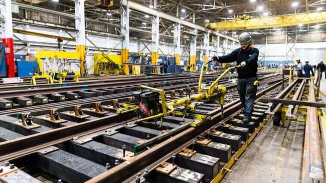 تولید فولاد ایران ۱۰ درصد کاهش یافت