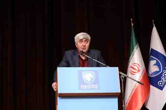 خطیبی: منافع سهامداران را با تولید اقتصادی و سودآور ضمانت میکنیم/ عرضه محصولات ایرانخودرو در بورس کالا