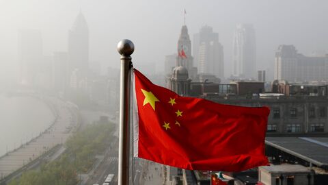 سایه سنگین سویه‌های جدید کرونا بر اقتصاد چین