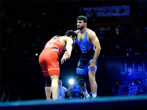 مرحله نهایی رقابتهای انتخابی تیمهای ملی کشتی با حمایت همراه اول برگزار شد