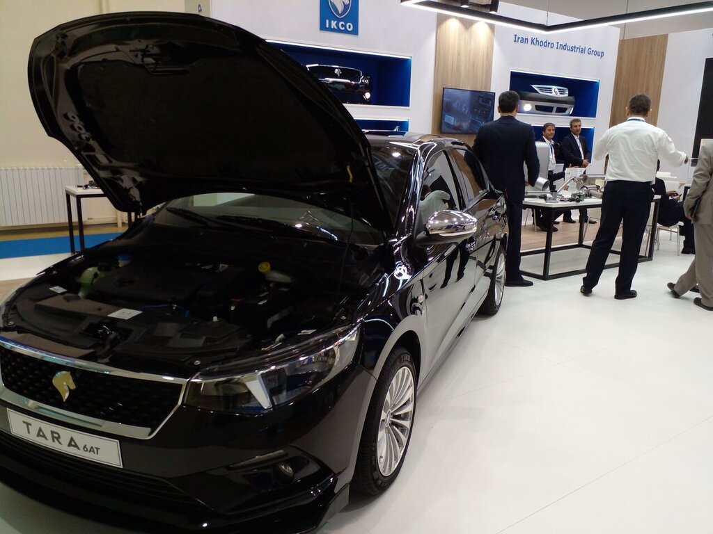 استقبال روسیه از نمایندگان صنعت خودروی ایران/ شاهین مورد اقبال روس ها