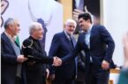 تندیس زرین ملی مالی به بانک کارآفرین اعطا شد
