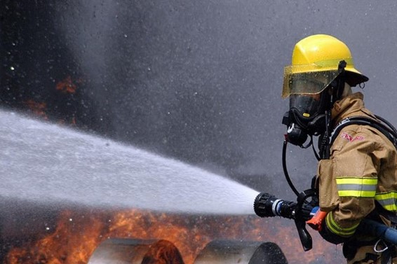 آتش سوزی پتروشیمی غدیر اطفا شد