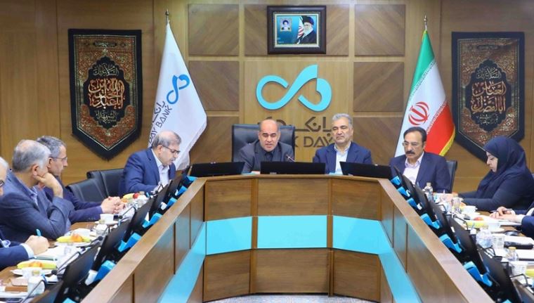جلیلی به عنوان سرپرست و رییس هیأتمدیره بانک دی منصوب شد