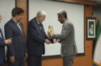 میدکو تندیس زرین جایزه بینالمللی مدیریت دانشی (KM4D) را دریافت کرد میدکو تندیس زرین جایزه بینالمللی مدیریت دانشی (KM4D) را دریافت کرد