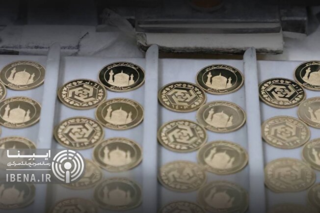 کاهش حباب سکه باوجود نوسانات طلای جهانی