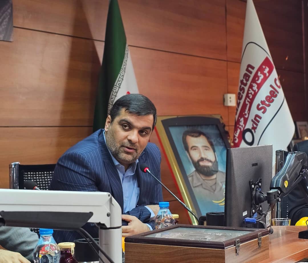 کارگران شرکت فولاد اکسین خوزستان سربازان اقتصادی در میدان تولید هستند