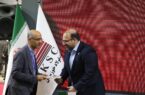 اهدای تقدیرنامه به شرکتهای فناور و دانشبنیان در نخستین روز جشنواره ملی فولاد ایران اهدای تقدیرنامه به شرکتهای فناور و دانشبنیان در نخستین روز جشنواره ملی فولاد ایران