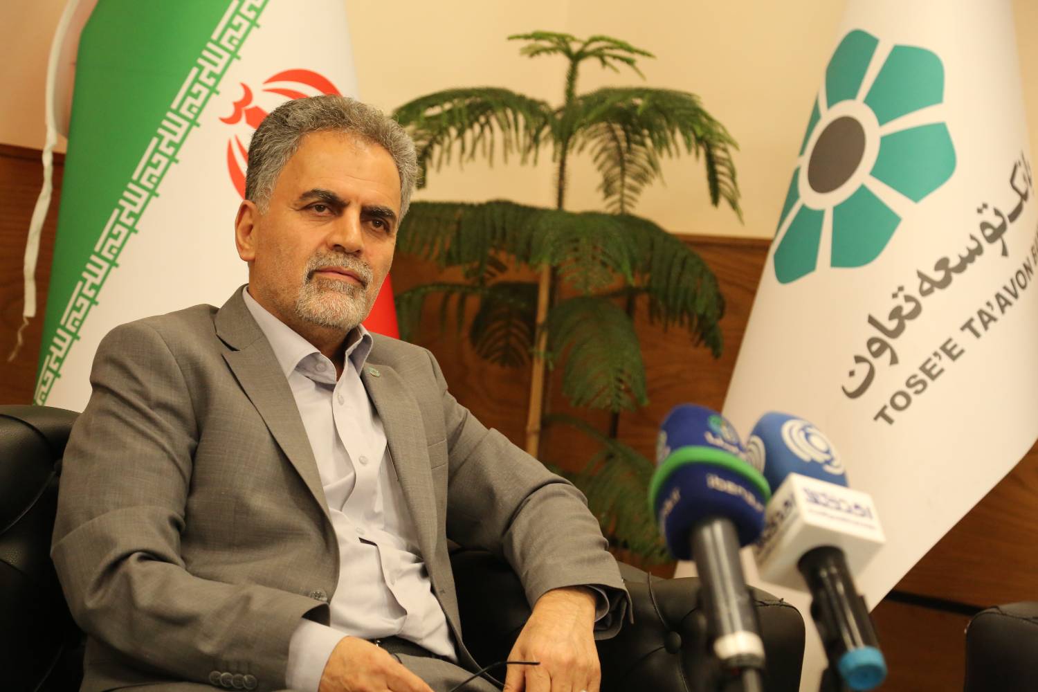 بخش عمدهای از تامین مالی اقتصاد بر عهده بانکها قرار دارد و همین امر فشار زیادی بر بانکها میآورد