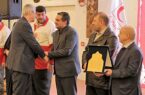 تقدیر جمعیت هلال احمر از بانک اقتصادنوین به پاس حمایت های بشردوستانه تقدیر جمعیت هلال احمر از بانک اقتصادنوین به پاس حمایت های بشردوستانه