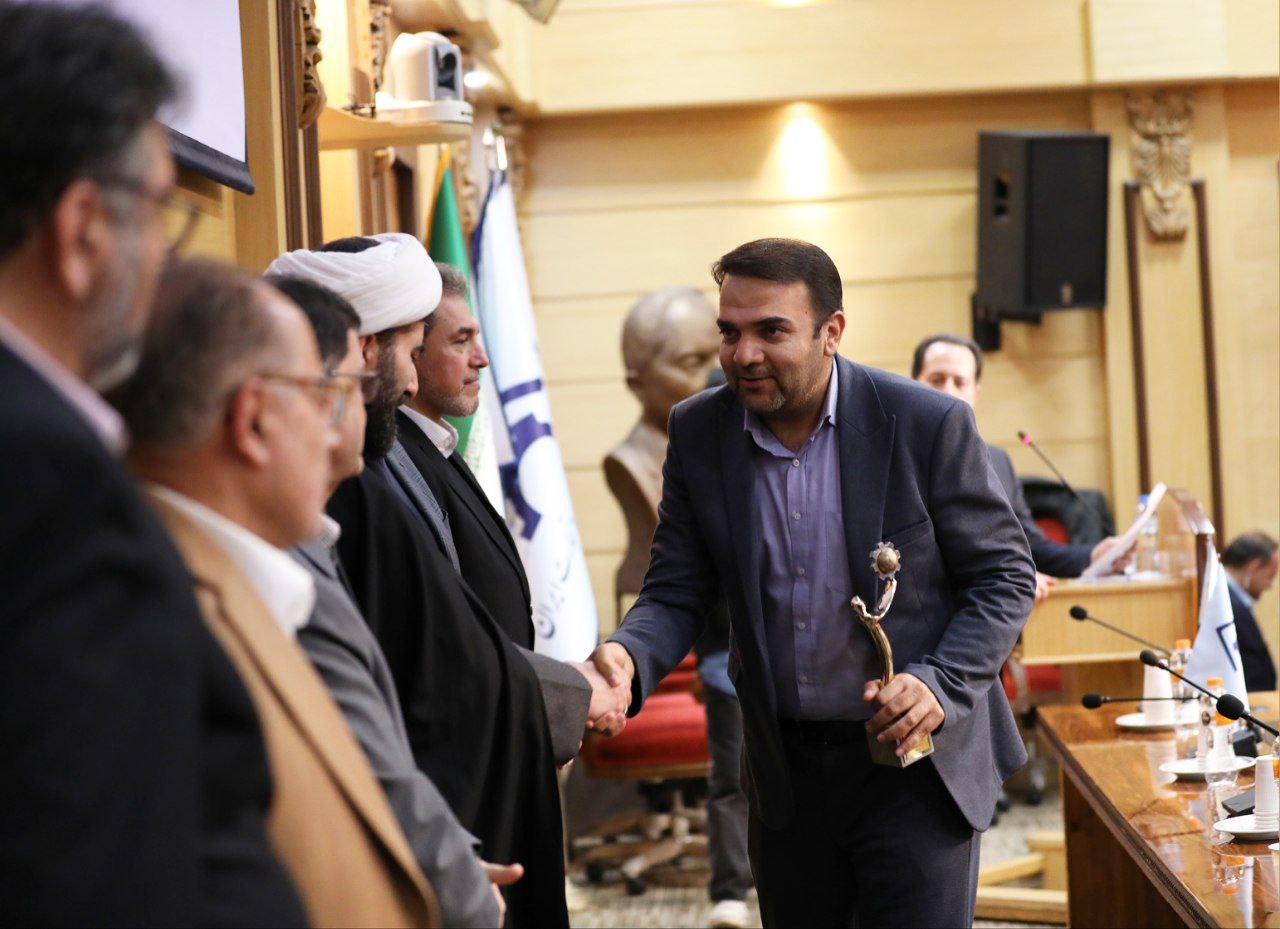 شرکت توسعه آهن و فولاد گلگهر برگزیده جشنواره «تولید ملی، افتخارملی» شد