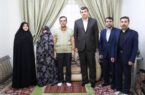 دیدار مدیرعامل بانک توسعه صادرات ایران با خانواده شهید حاج محمدیان دیدار مدیرعامل بانک توسعه صادرات ایران با خانواده شهید حاج محمدیان
