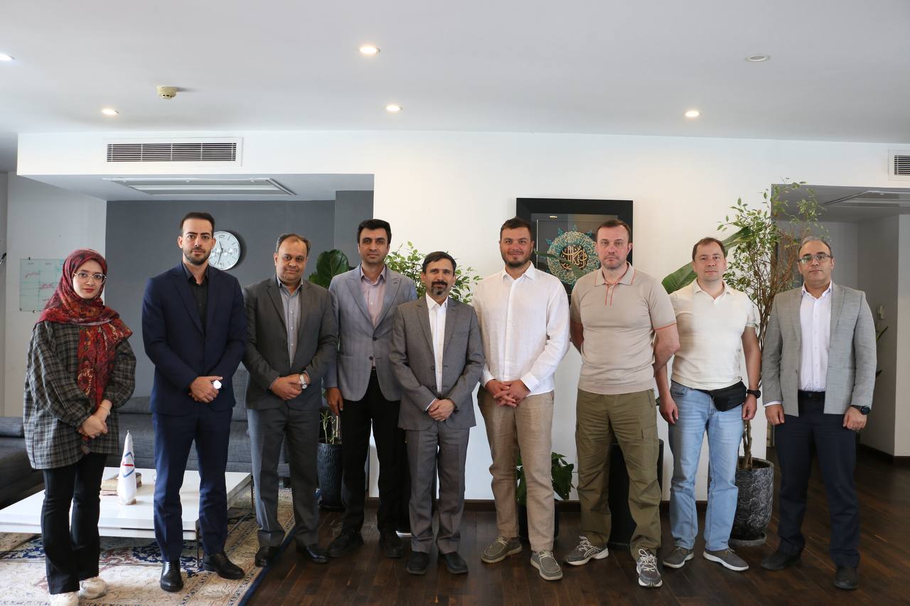 دیدار مدیرعامل بیمه رازی با شرکت روسی F6