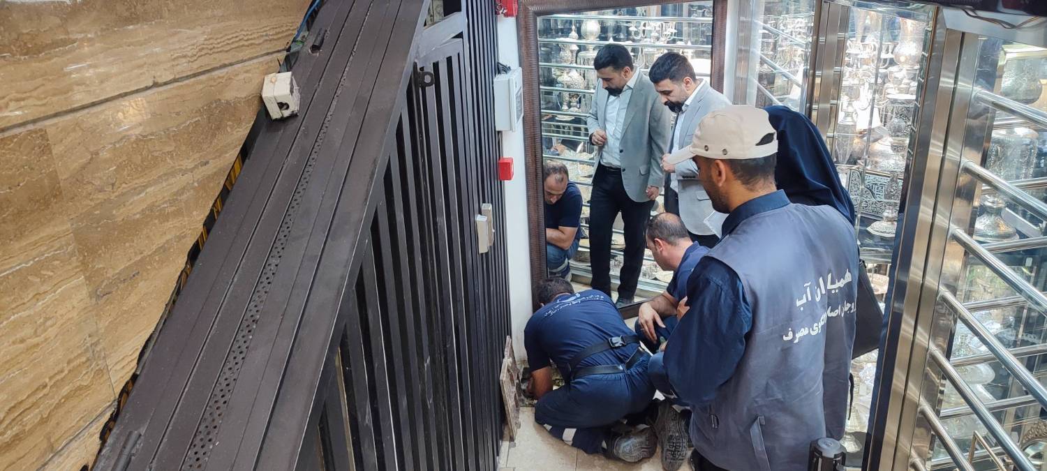 انشعاب مشترکان بدمصرف آبفای منطقه یک تهران قطع شد