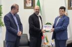 تحویل چک هزار میلیارد ریالی خسارت آتشسوزی به منطقه آزاد انزلی تحویل چک هزار میلیارد ریالی خسارت آتشسوزی به منطقه آزاد انزلی