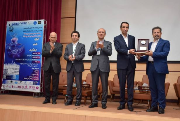 تقدیر دبیران ششمین رویداد سالانه فناوری مالی و دومین رویداد فین تک از مدیرعامل پست بانک ایران