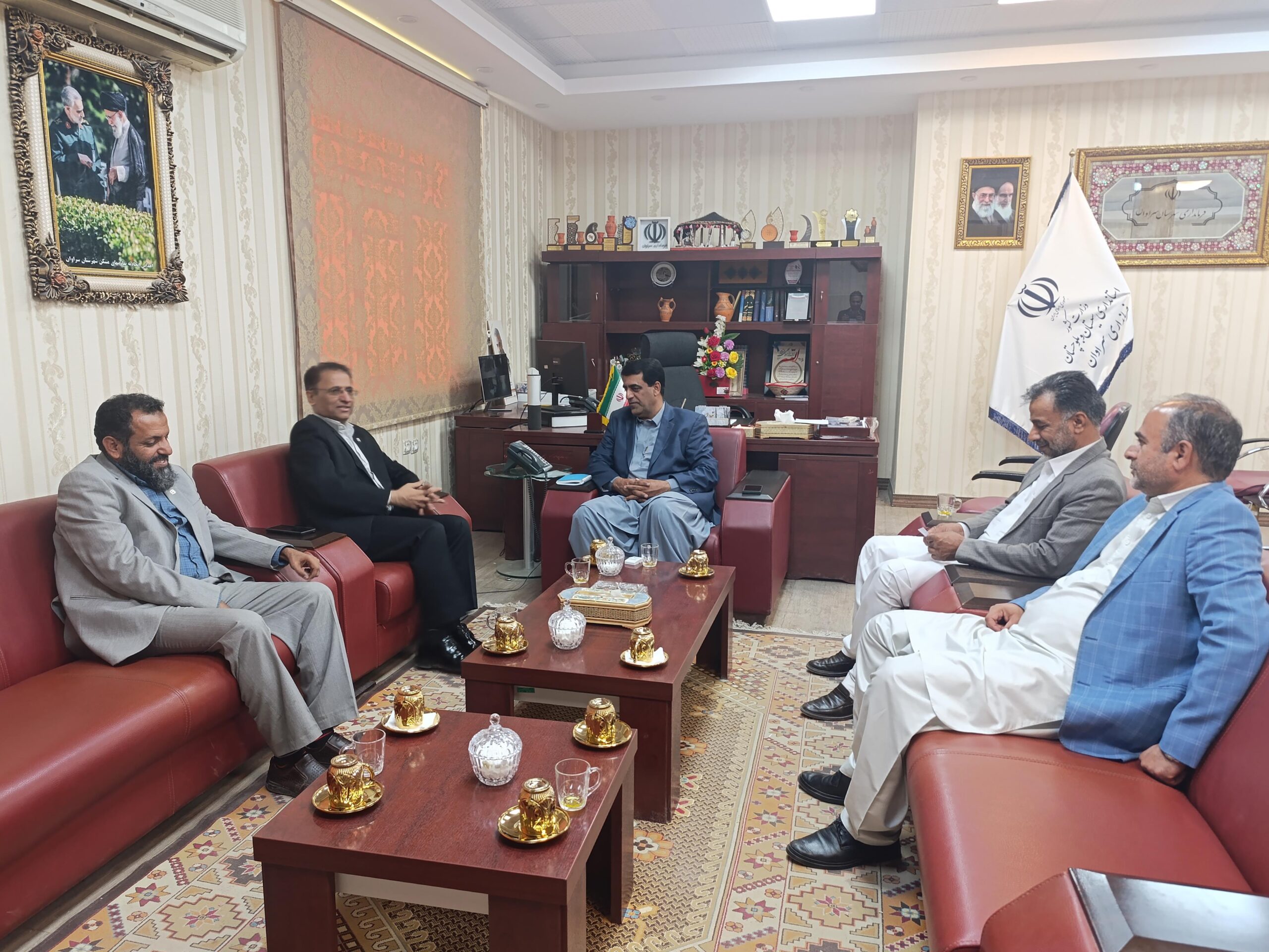 قدردانی فرماندار سروان از عملکرد بانک مسکن در تامین مالی طرح نهضت ملی/ پرداخت بیش از ۴۶ هزار میلیارد ریال تسهیلات نهضت ملی در سیستان و بلوچستان