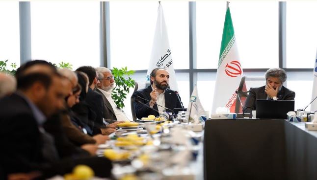 بررسی اهمیت، وضعیت و جایگاه تطبیق مقررات در شرکتها و سازمانهای غیربانکی