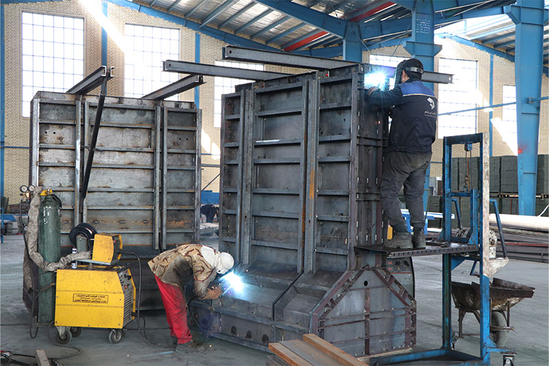 تولید سیستم های قالب بندی سازگار با استانداردهای بین المللی