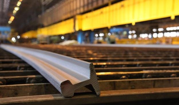 رشد ۳۰۰ درصدی تولید ریل در ذوب آهن اصفهان، پشتوانه پروژه های ملی ریلی در دولت چهاردهم