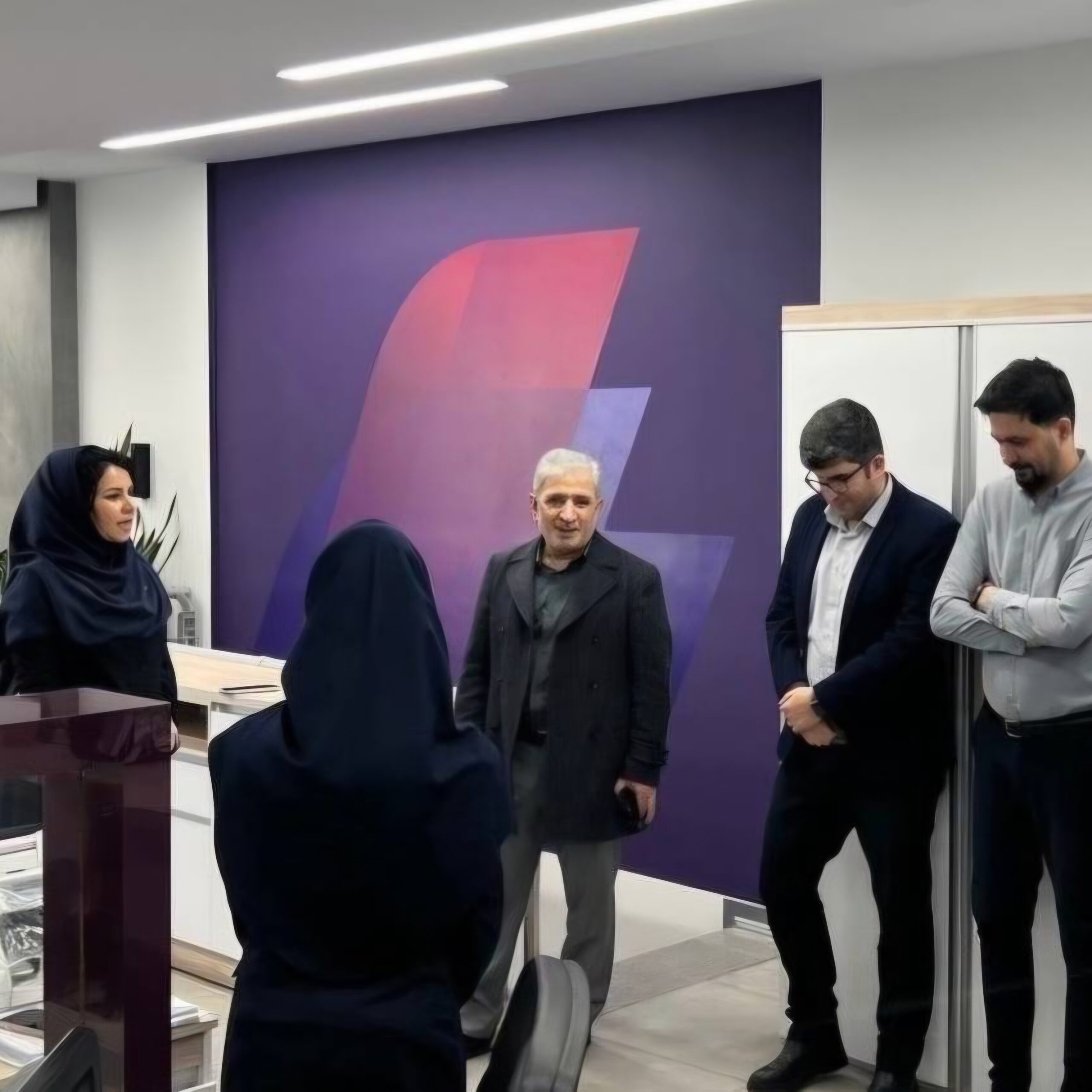 بازدید میدانی مدیرعامل و مدیران ارشد بانک اقتصادنوین از شعب