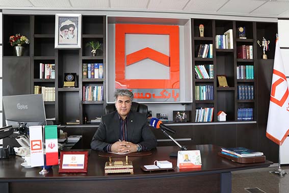 بانک مسکن ۸۱۲۸ خانوار در استان مرکزی را خانه دار کرد/ قدردانی استاندار مرکزی از عملکرد بانک مسکن
