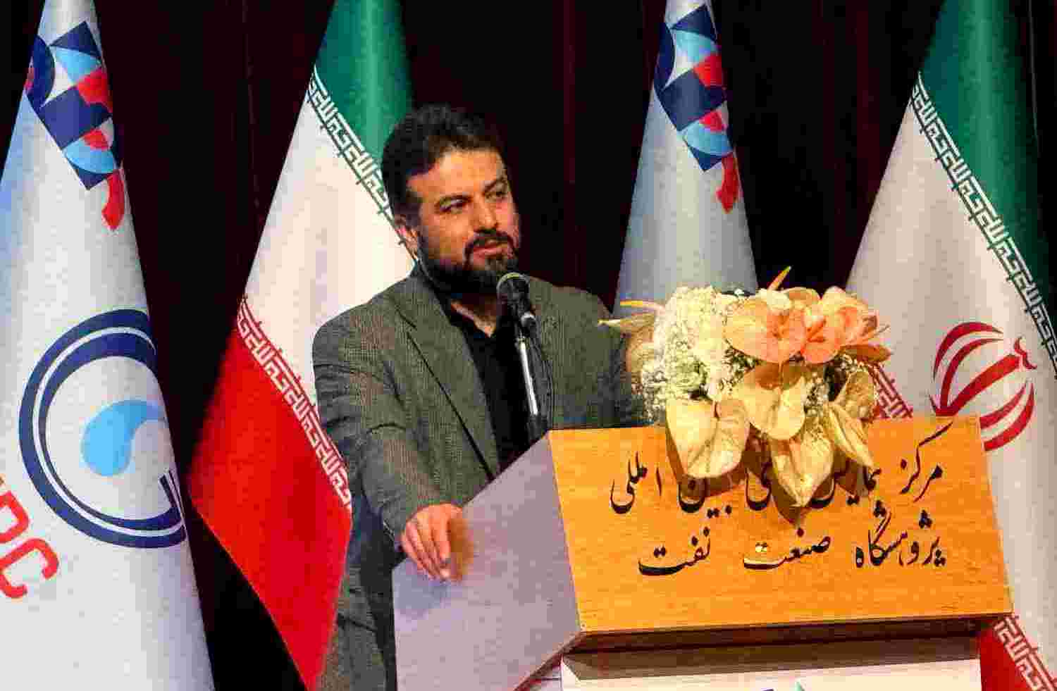 سود ۵۷۵۰ ریالی هر سهم / مدیرعامل: قطعی گاز ۷۴۸ هزار تن تولید را کاهش داد